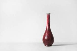 The Ultimate Vase Collection: Six Essential Vessels for Every Floral Style