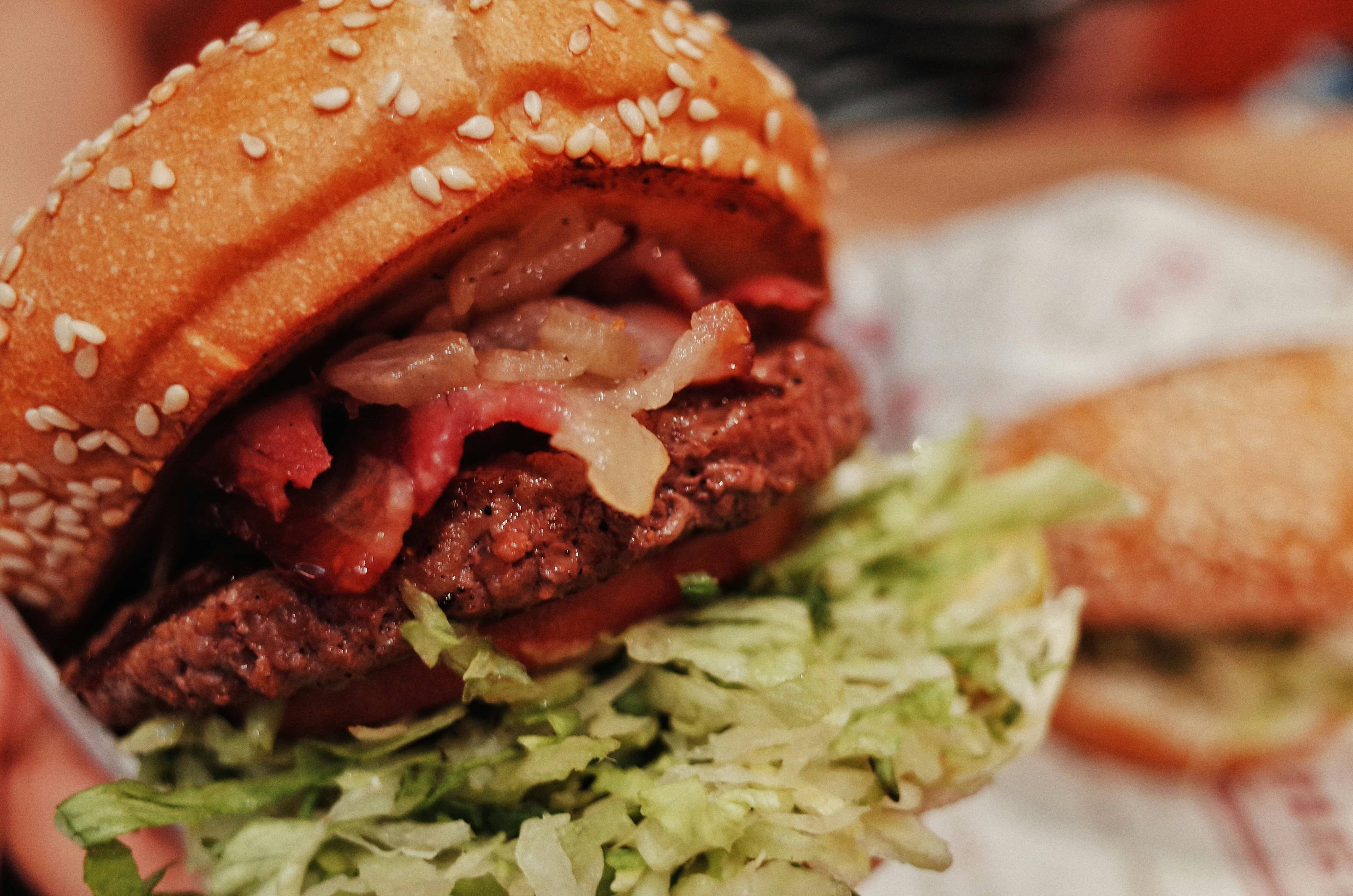 shallow focus photo of hamburger